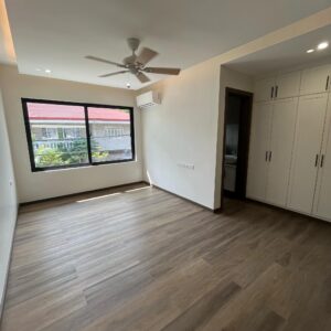 40ca53ce d00c 4033 8270 071c35acc212